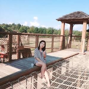 Meet your Posher, Ling